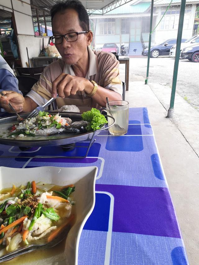 Photo of Ayam Gunting Uncle Best Mart Muar (Saiful Teguh Trading) - Lahad Datu, Sabah, Malaysia