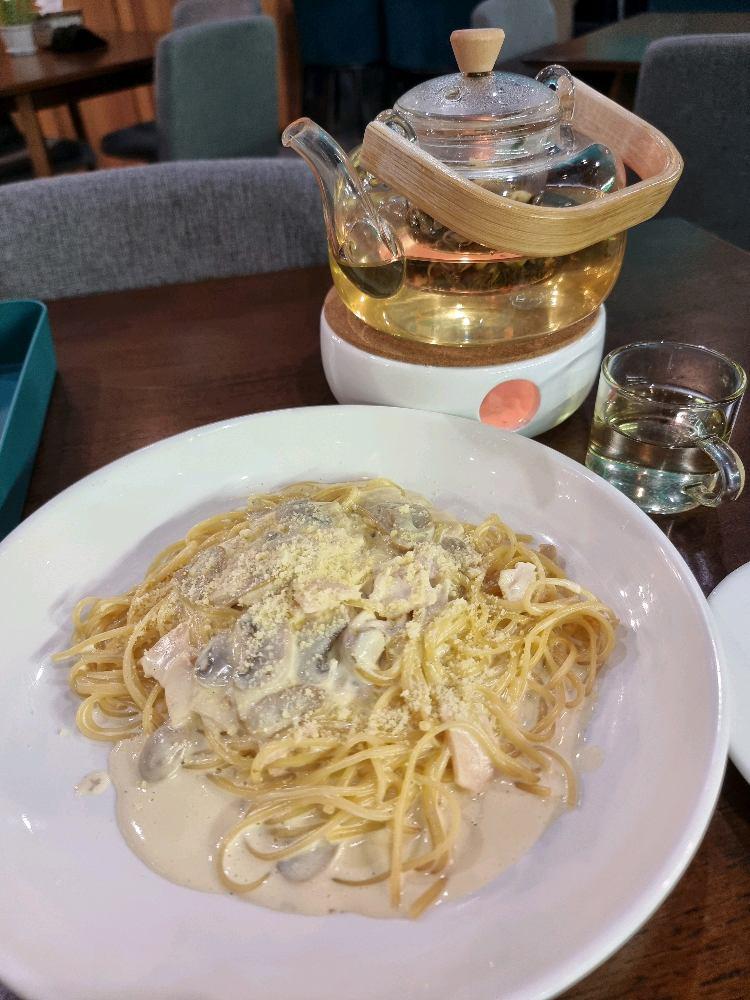 Photo of Fussio Cafe & Restaurant - Kota Kinabalu, Sabah, Malaysia